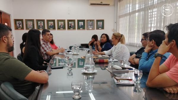 REUNIÓN DE TRABAJO SOBRE BUENAS PRÁCTICAS EN EXTENSIÓN UNIVERSITARIA JUNTO A LA UNCUYO