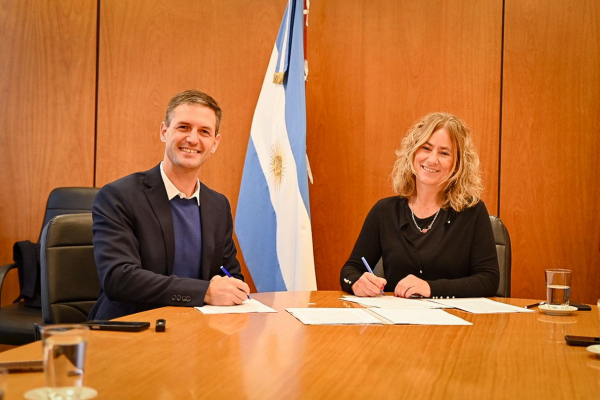 NUEVA ALIANZA ESTRAT&Eacute;GICA: LA FCEJyS DICTAR&Aacute; LA DIPLOMATURA EN GESTI&Oacute;N DE COOPERATIVAS EN SAN VICENTE